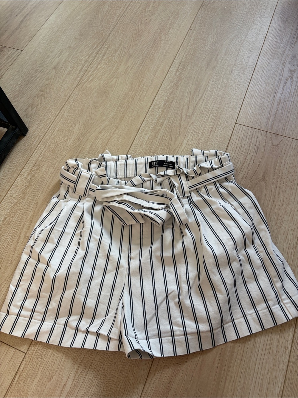 Zara Cream Shorts with Black Vertical Stripes and Tie Waist